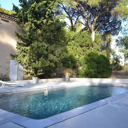 Flat In A Beautiful Building With Pool *