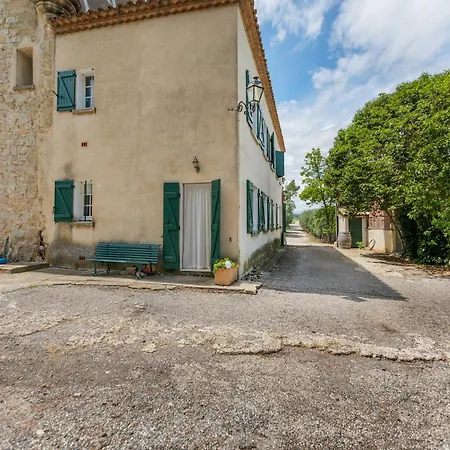Flat In A Beautiful Building With Pool *