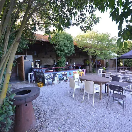 Flat In A Beautiful Building With Pool Meze