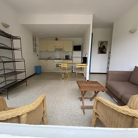 Flat In A Beautiful Building With Pool *