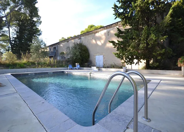 Flat In A Beautiful Building With Pool Apartmán *